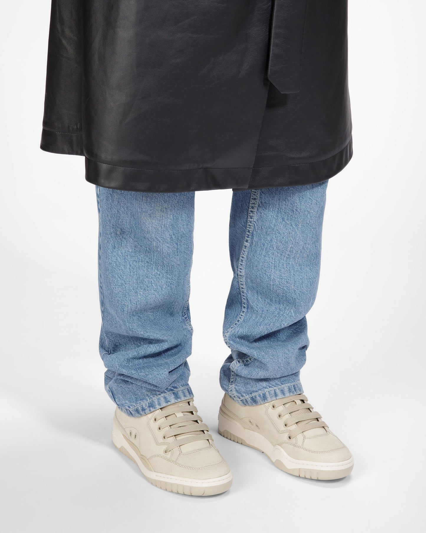 Kiro Leather Sneakers In Beige