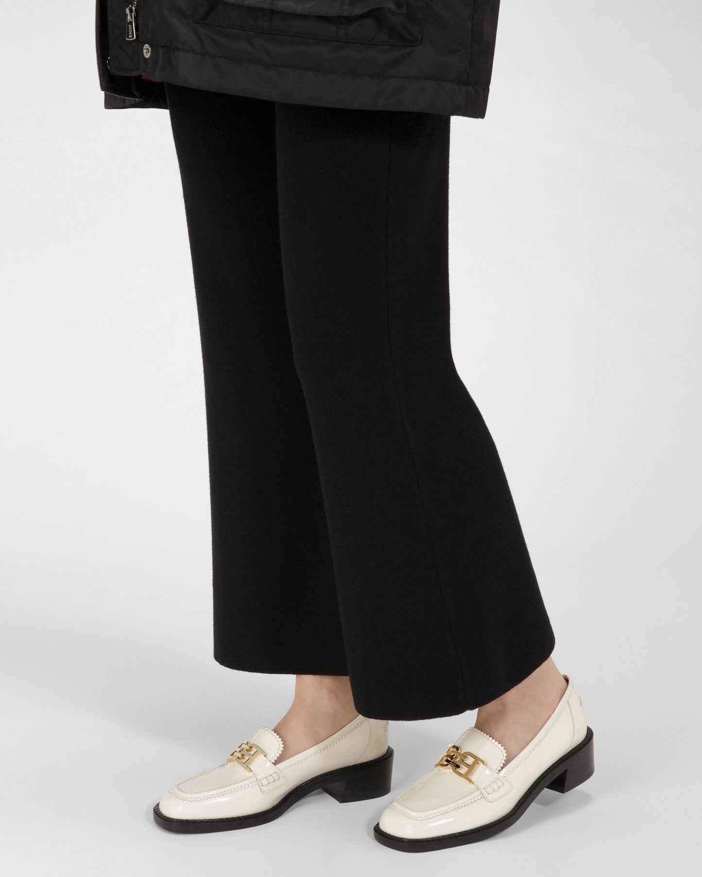 Ellyane Leather Mocassins In Bone