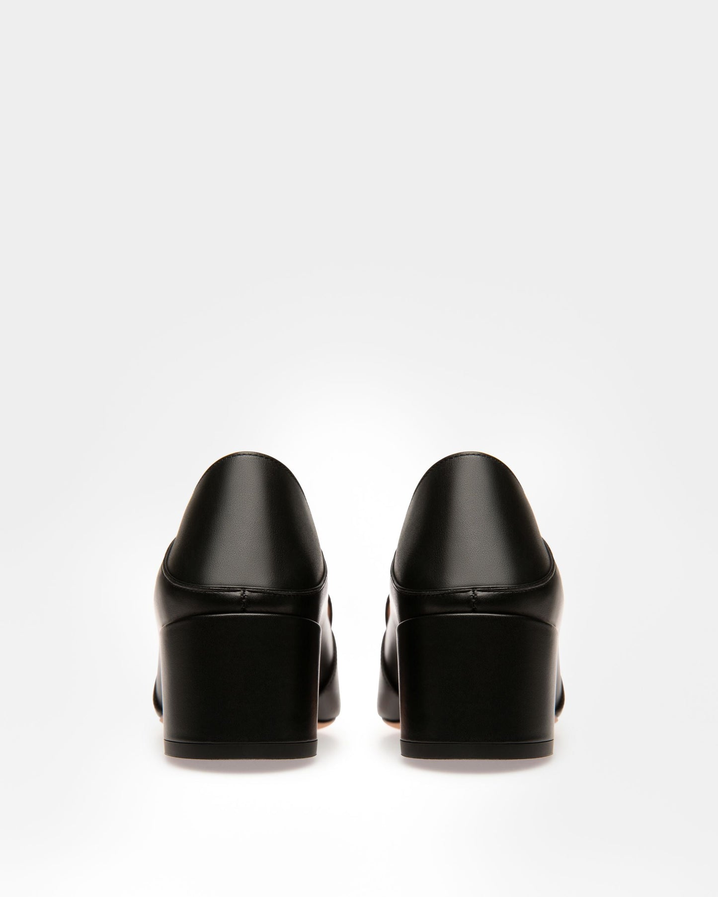 Janelle Leather Pumps In Black