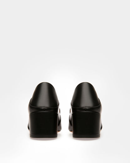 Janelle Leather Pumps In Black