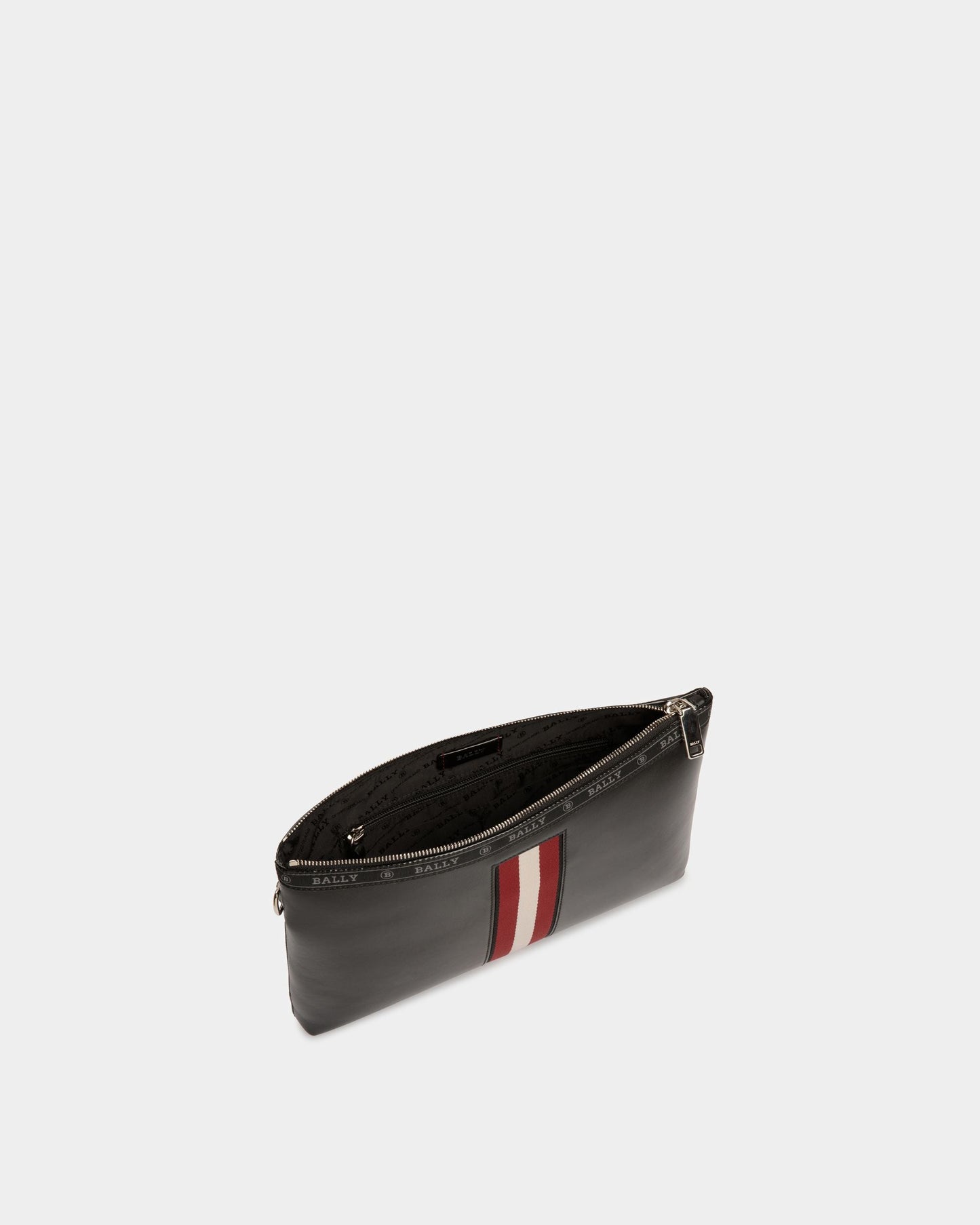 Hartland Leather Clutch Bag In Black
