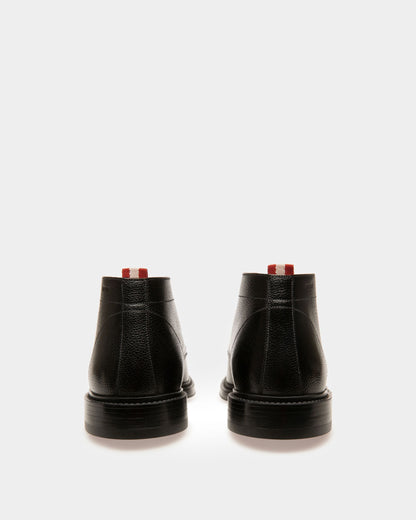 Nilton Leather Boots In Black