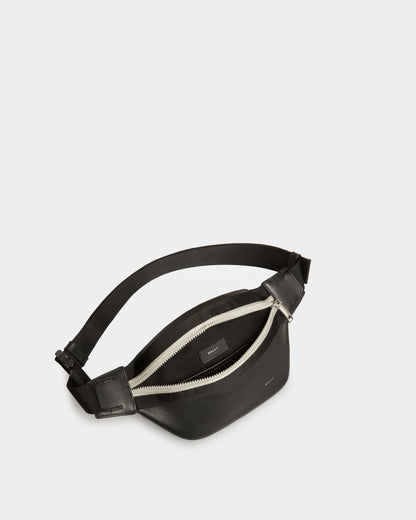 Ribbon Belt Bag In Black Leather