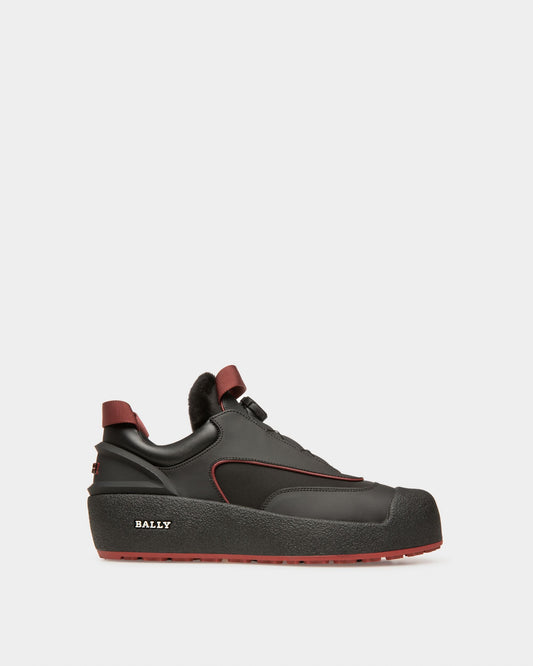 Curtys Leather Snow Boots In Black