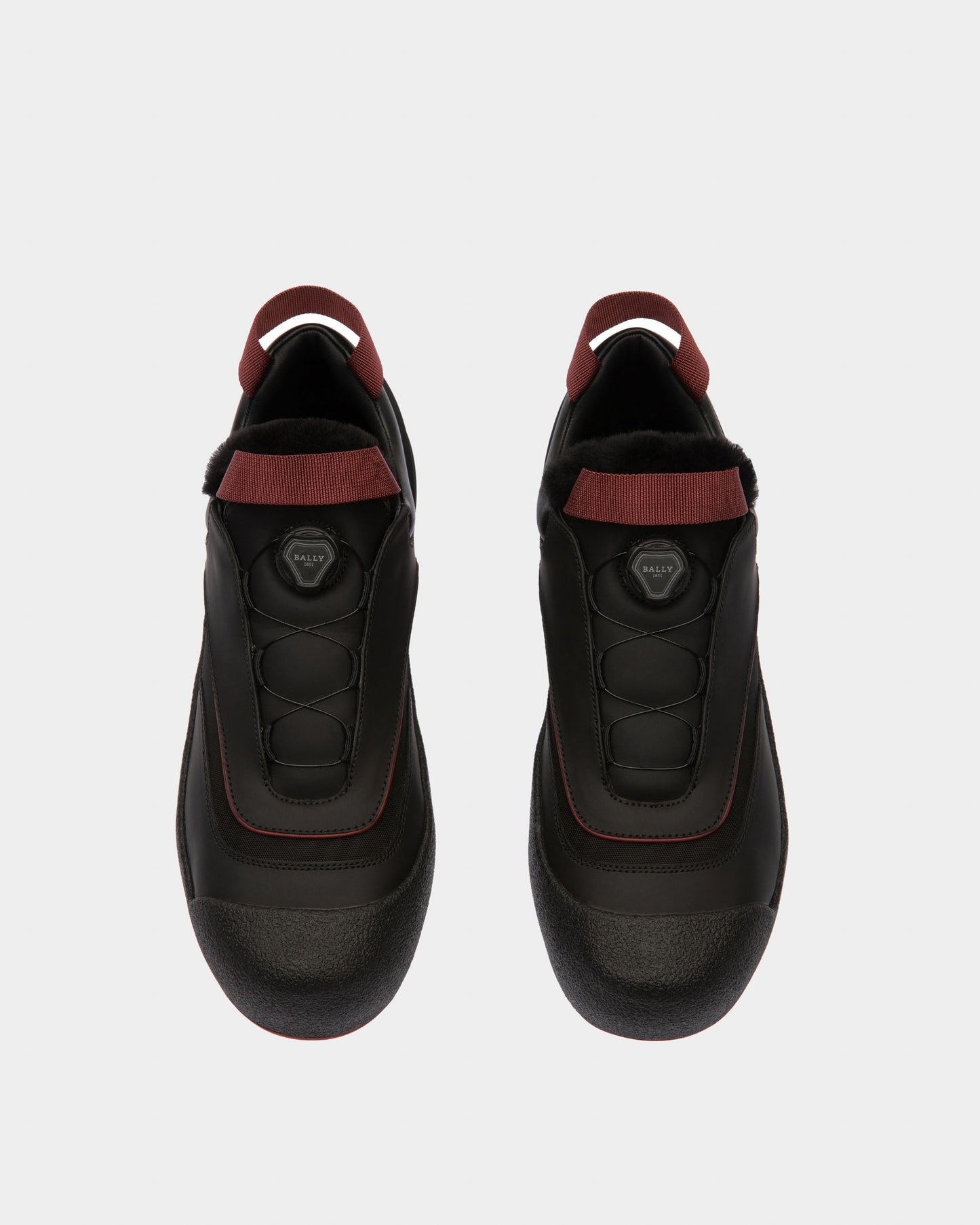 Curtys Leather Snow Boots In Black