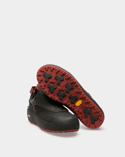 Curtys Leather Snow Boots In Black