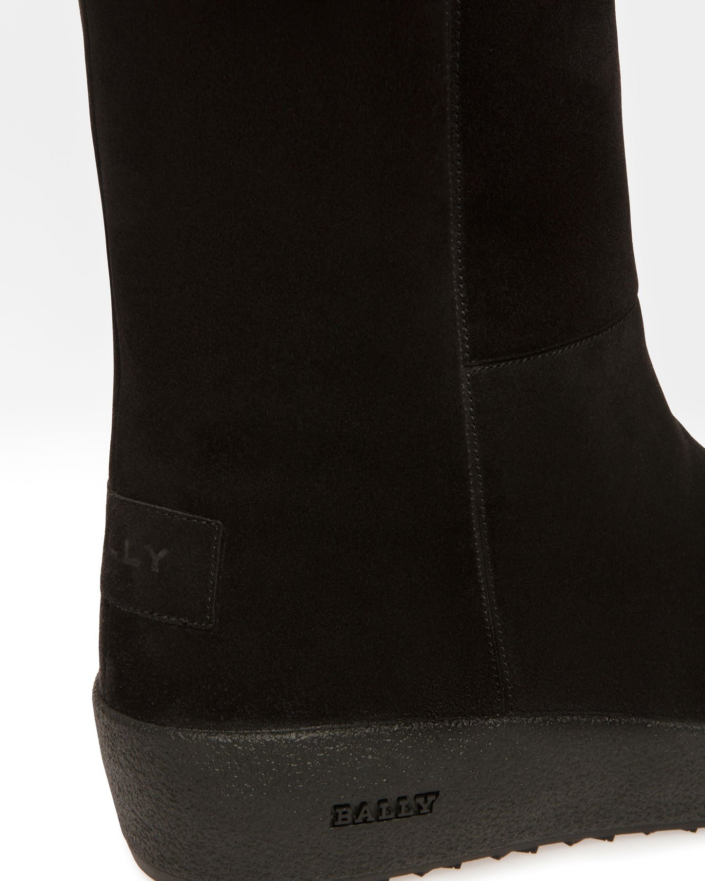 Gstaad Leather Snow Boots In Black