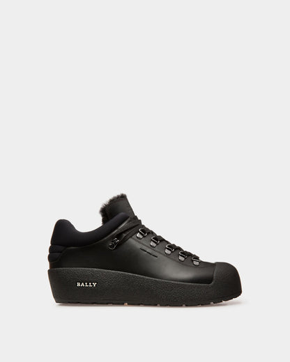 Curyal Leather Snow Boots In Black