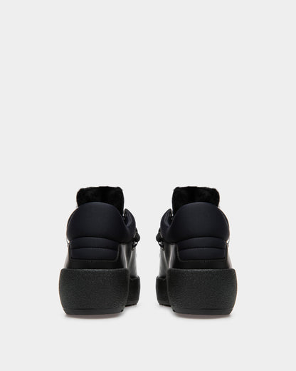 Curyal Leather Snow Boots In Black