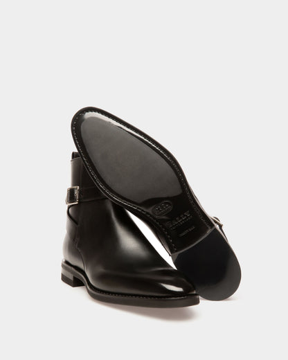 Scribe Novo Booties In Black Leather