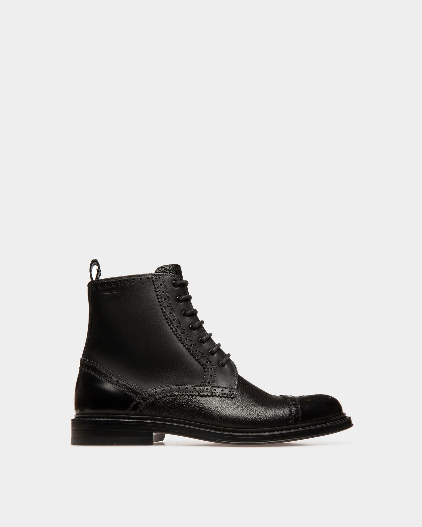 Nicoldon Leather Boots In Black