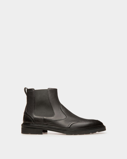 Mildor Leather Boots In Black