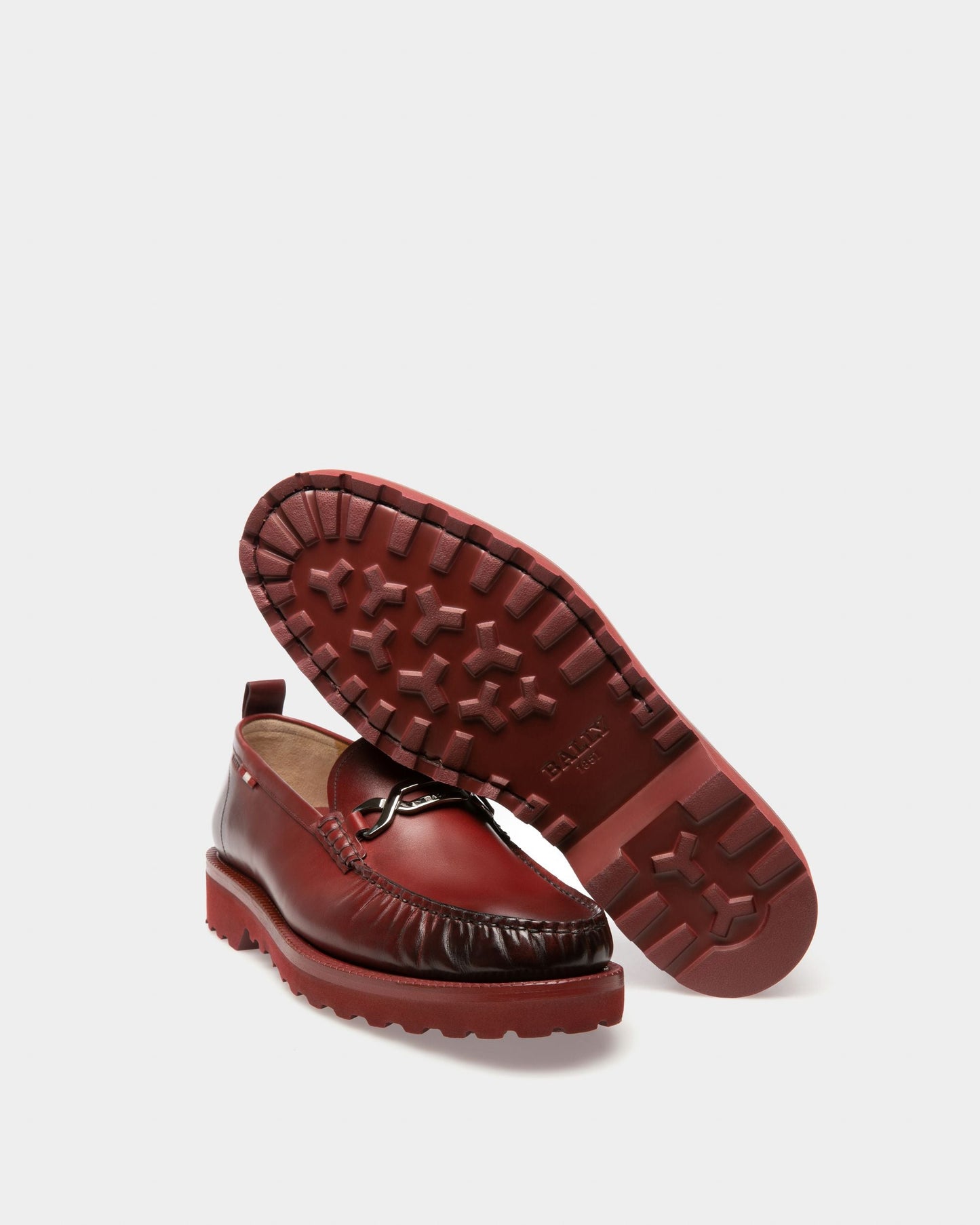 Novian Leather Mocassins In Heritage Red