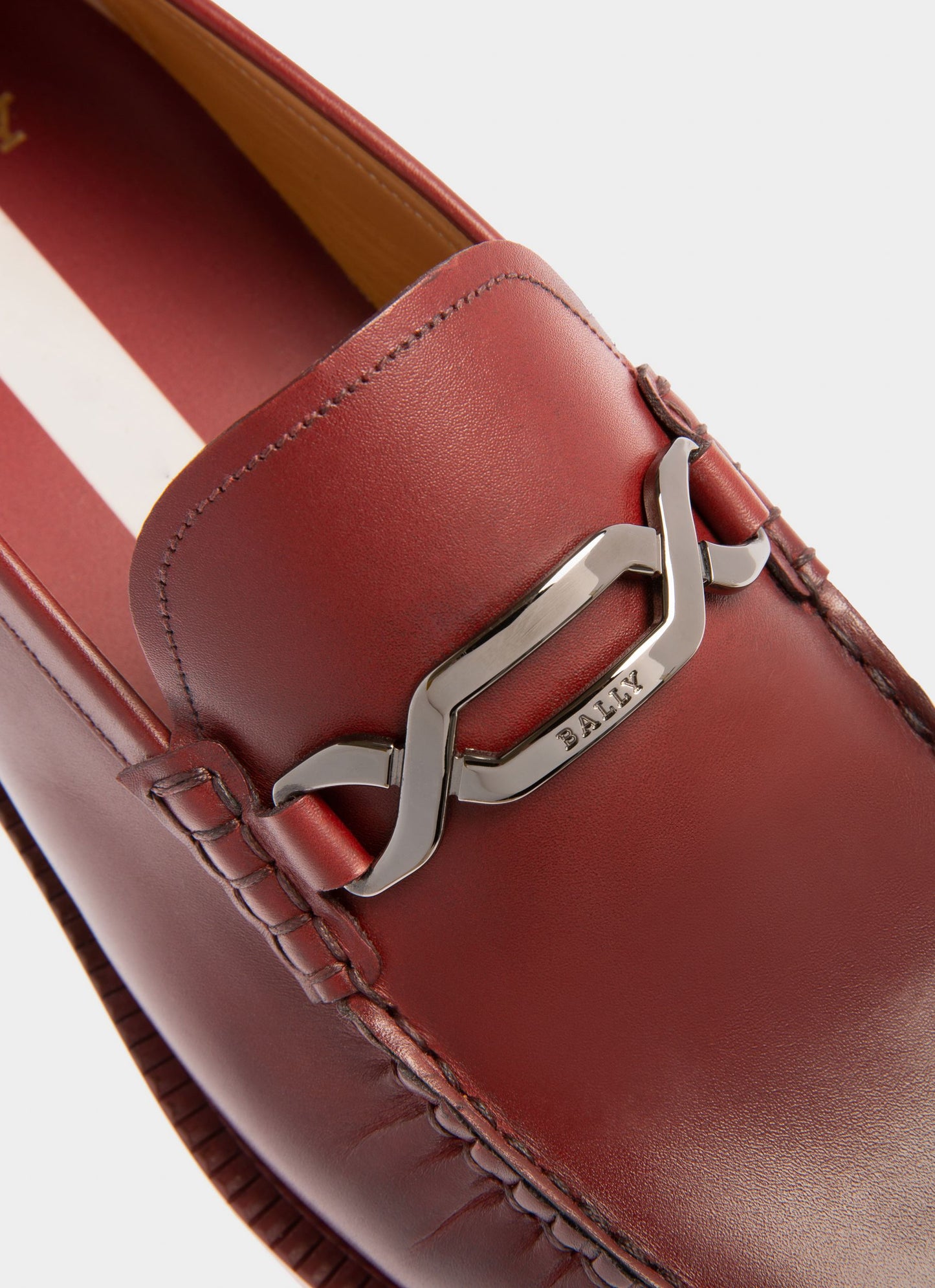 Novian Leather Mocassins In Heritage Red