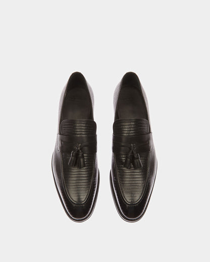 Scuvier Leather Loafers In Black