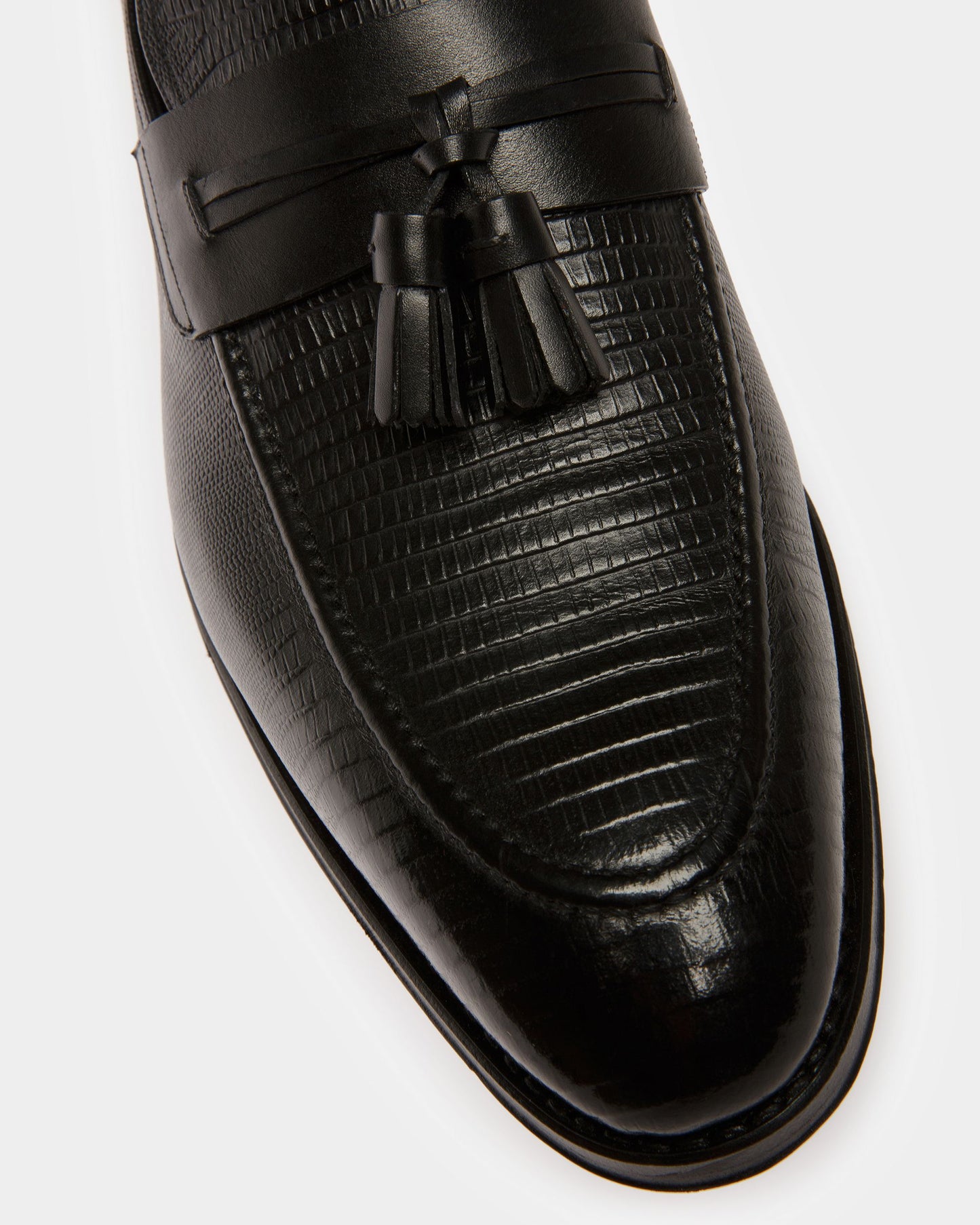 Scuvier Leather Loafers In Black