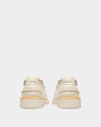 Trendal Leather Moccasins In White