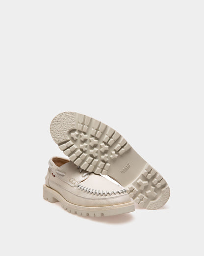 Trendal Leather Moccasins In White