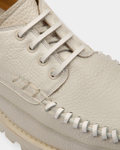 Trendal Leather Moccasins In White