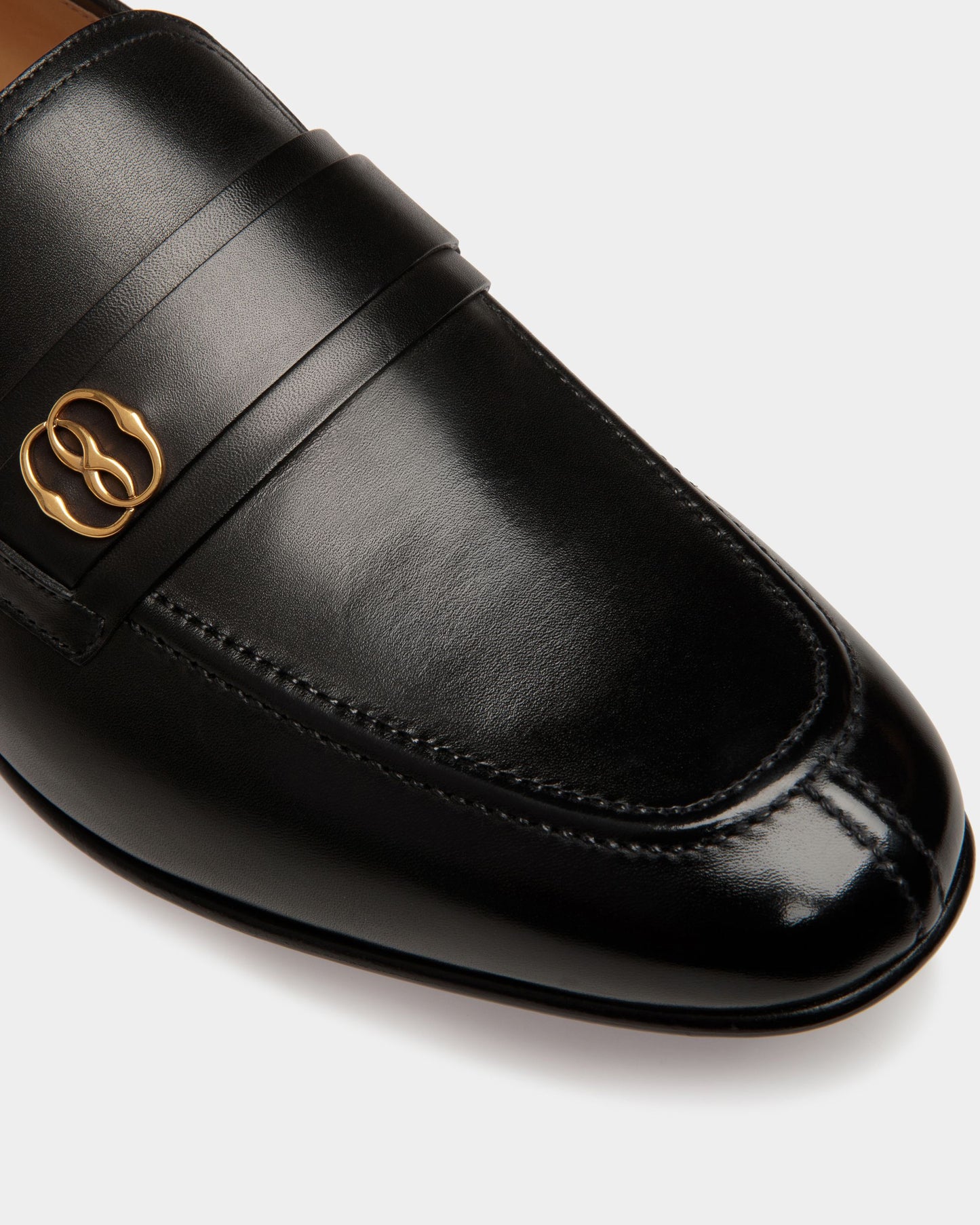 Sadei | Men's Loafers | Black Leather | Bally | Still Life Detail