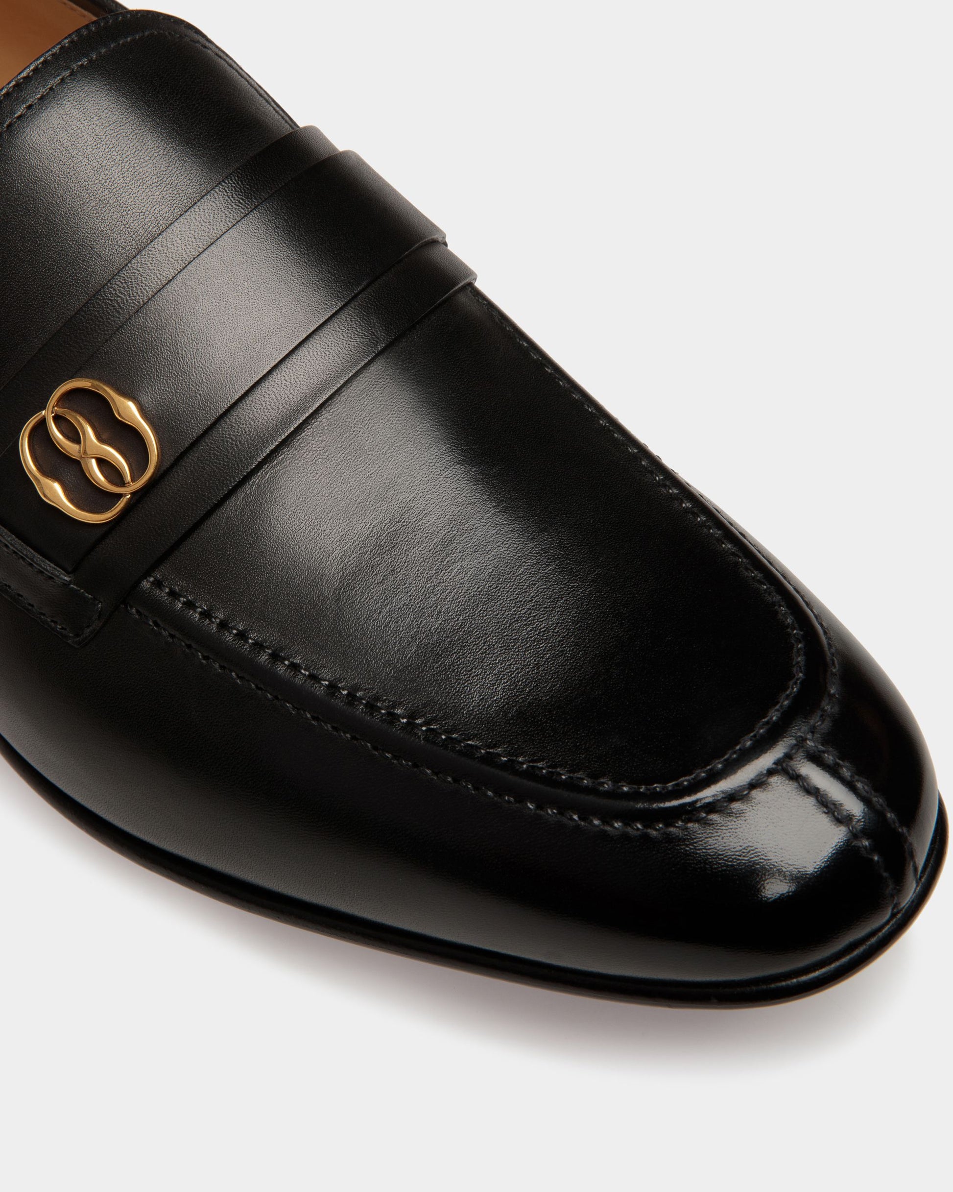 Sadei | Men's Loafers | Black Leather | Bally | Still Life Detail