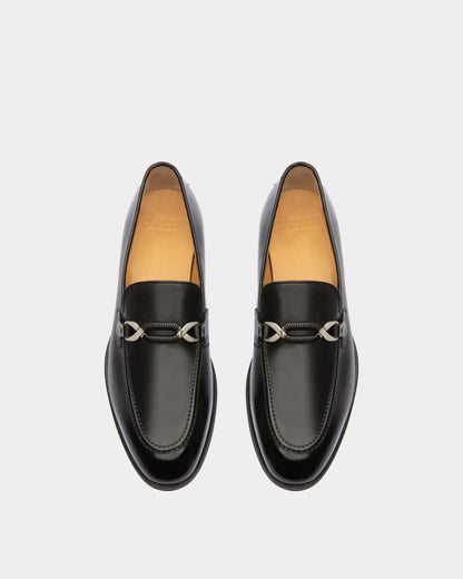 Wernof Leather Loafers In Black