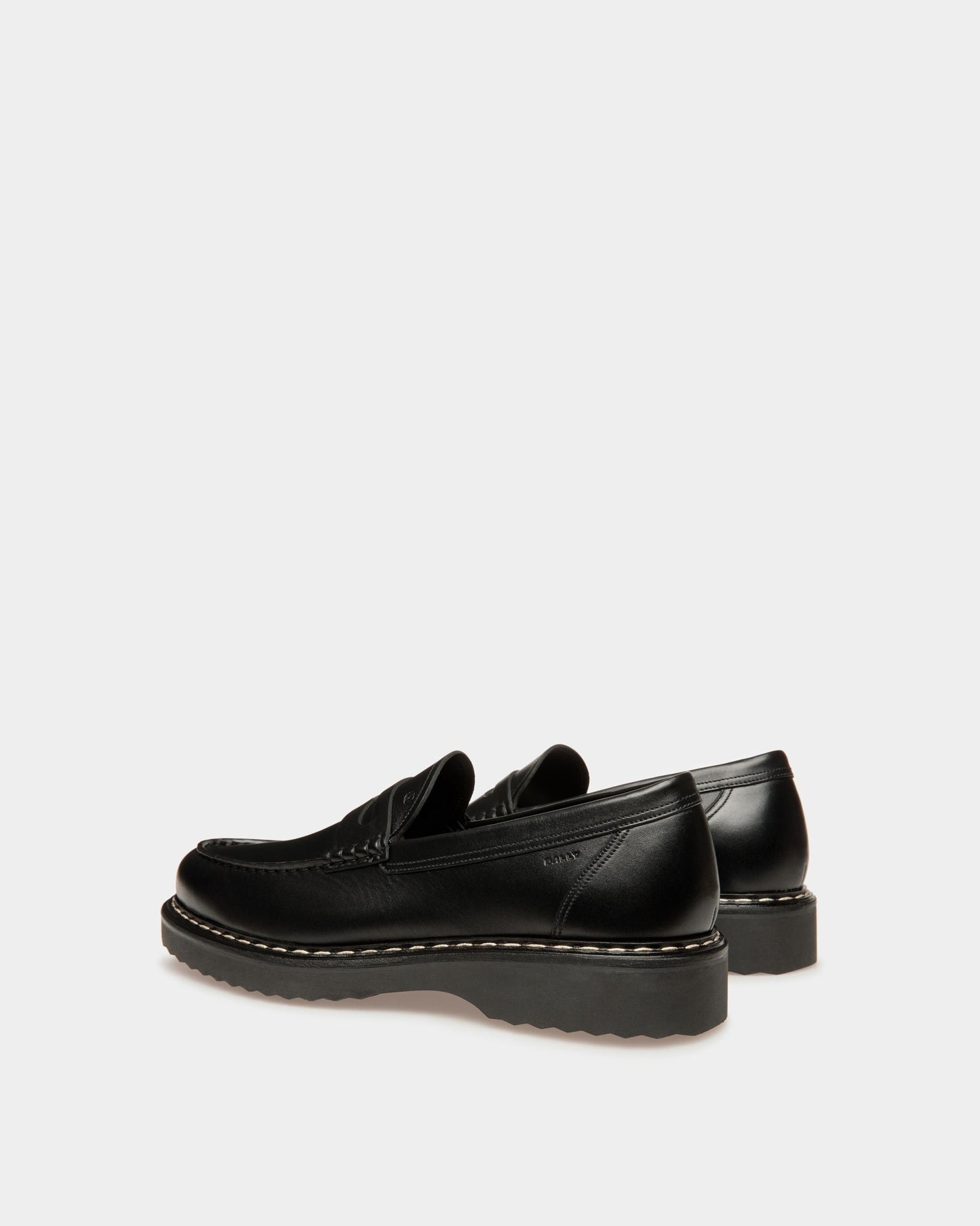 Neasden Loafers In Black Leather