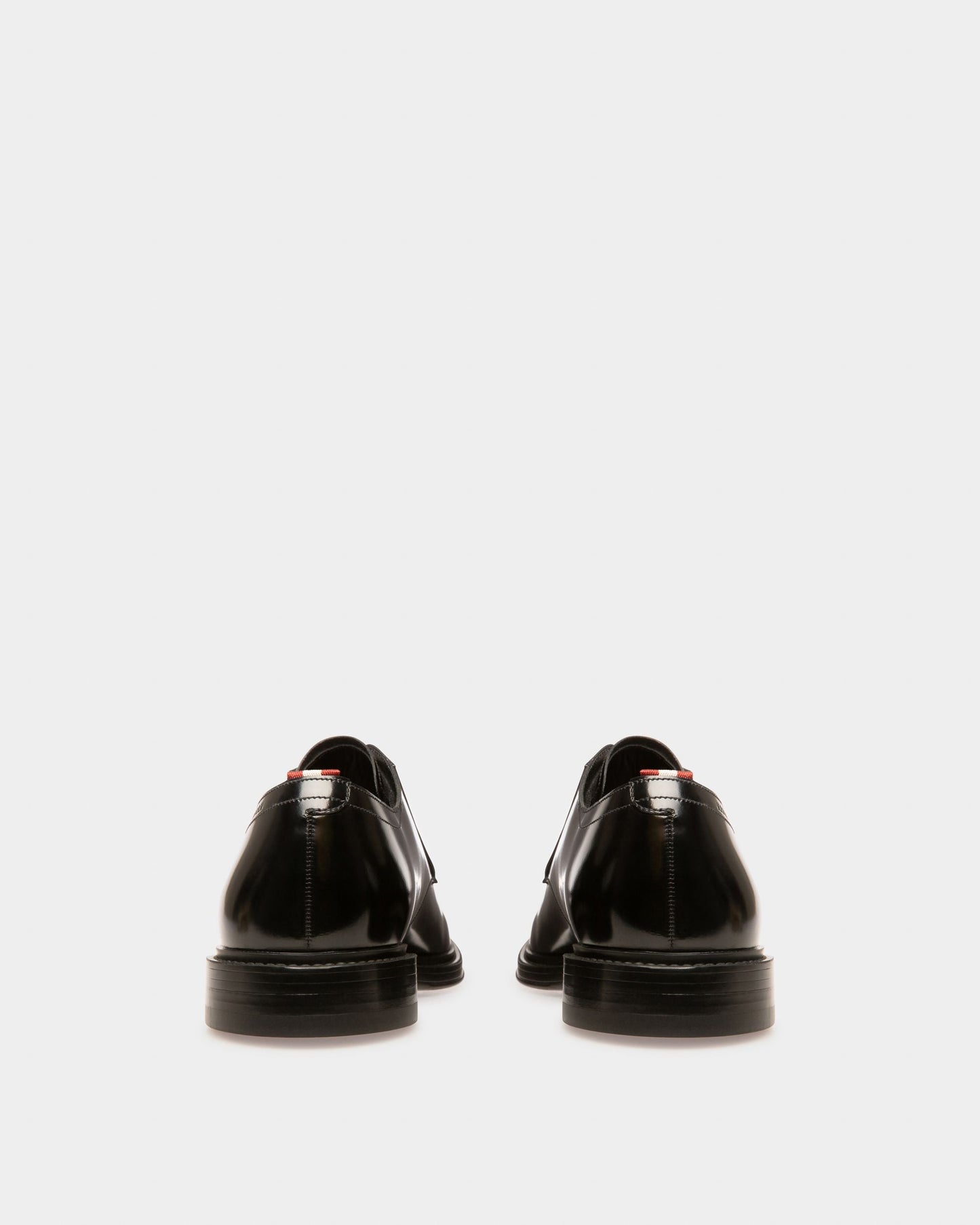 Nievro Leather Derbies In Black