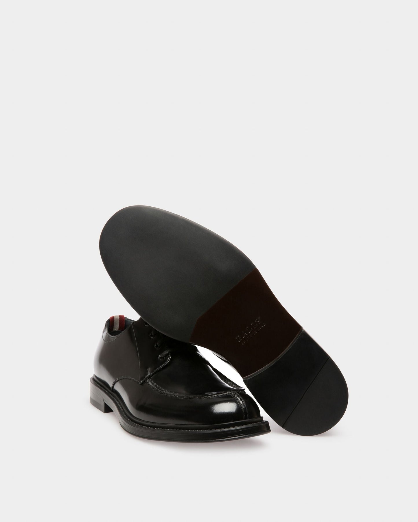 Nievro Leather Derbies In Black