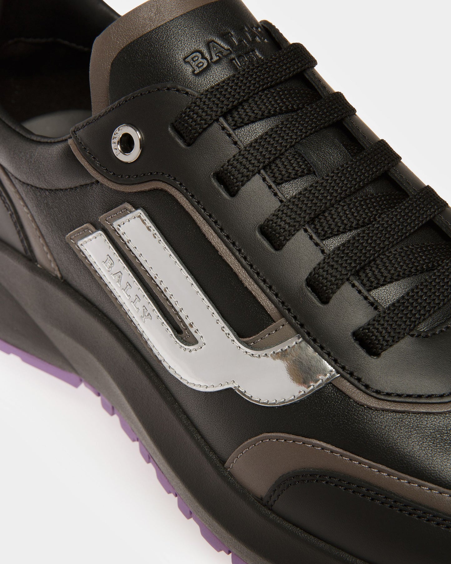 Demmy Leather Sneakers In Black And Dark Mineral