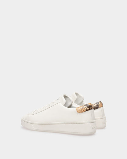 Raise Sneakers In Dusty White Leather