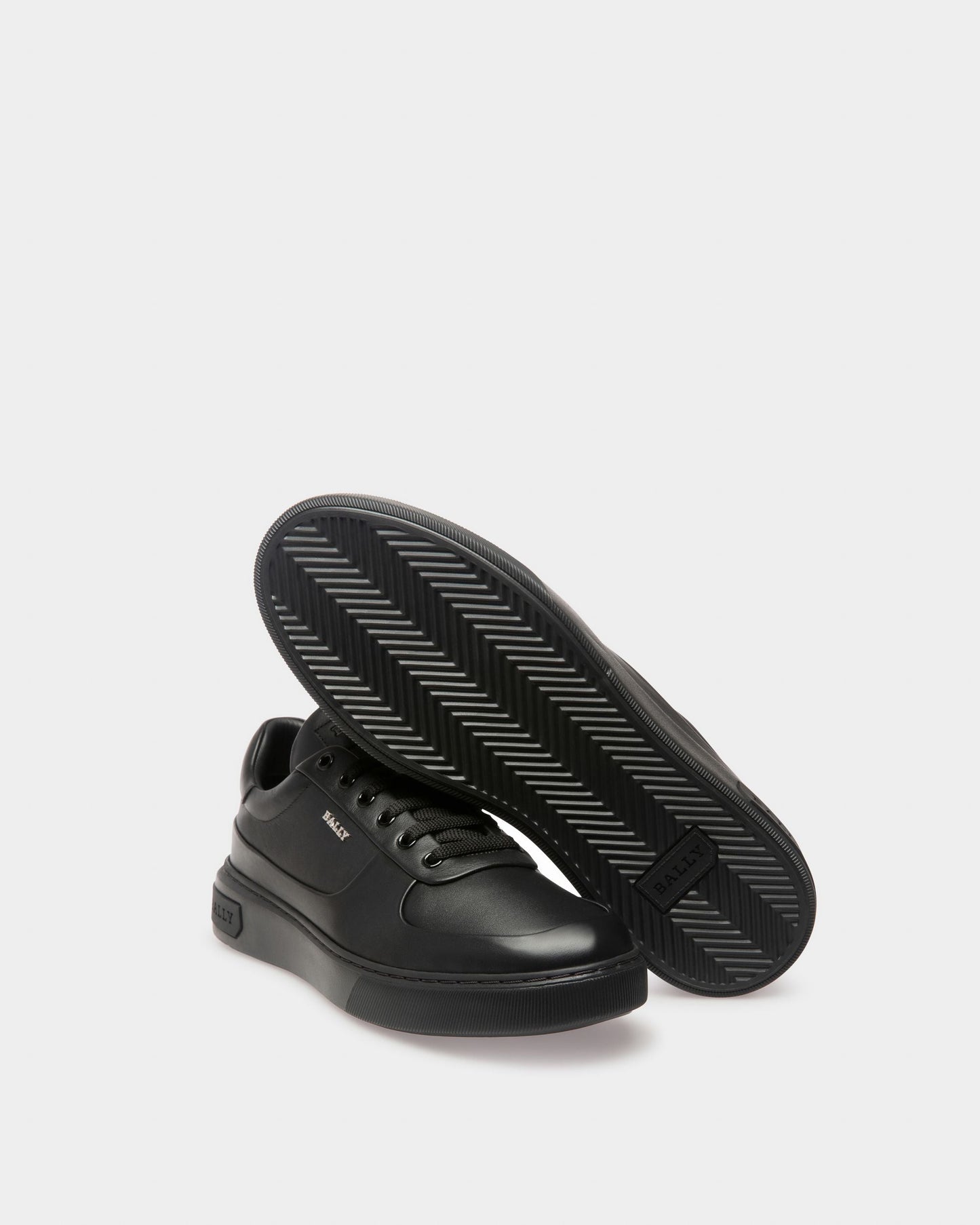 Manny Leather Sneakers In Black