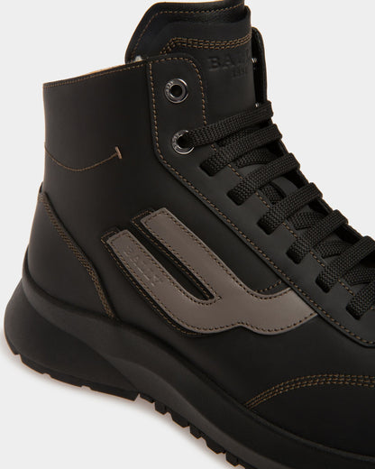 Darrel Leather Sneakers In Black