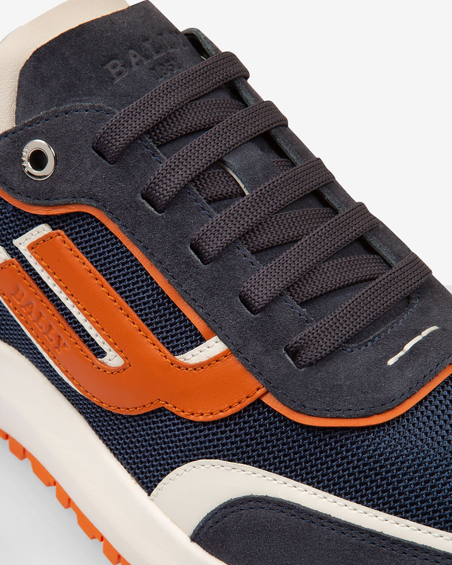 Demmy Mesh & Leather Sneakers In Navy & White
