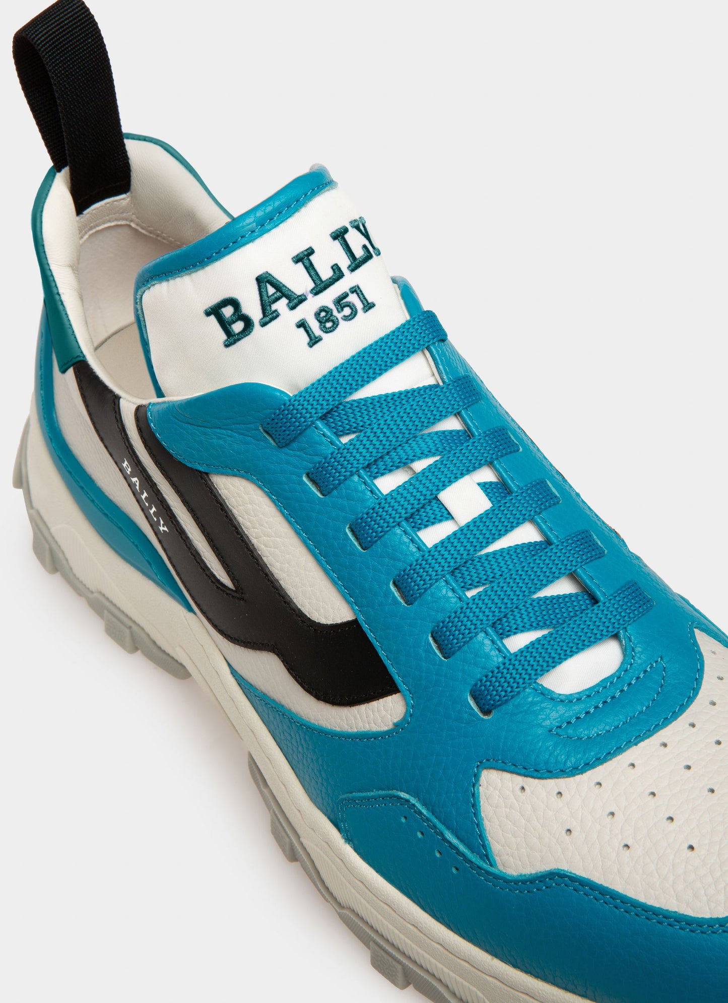 Holden Leather And Fabric Sneakers In Blue And White