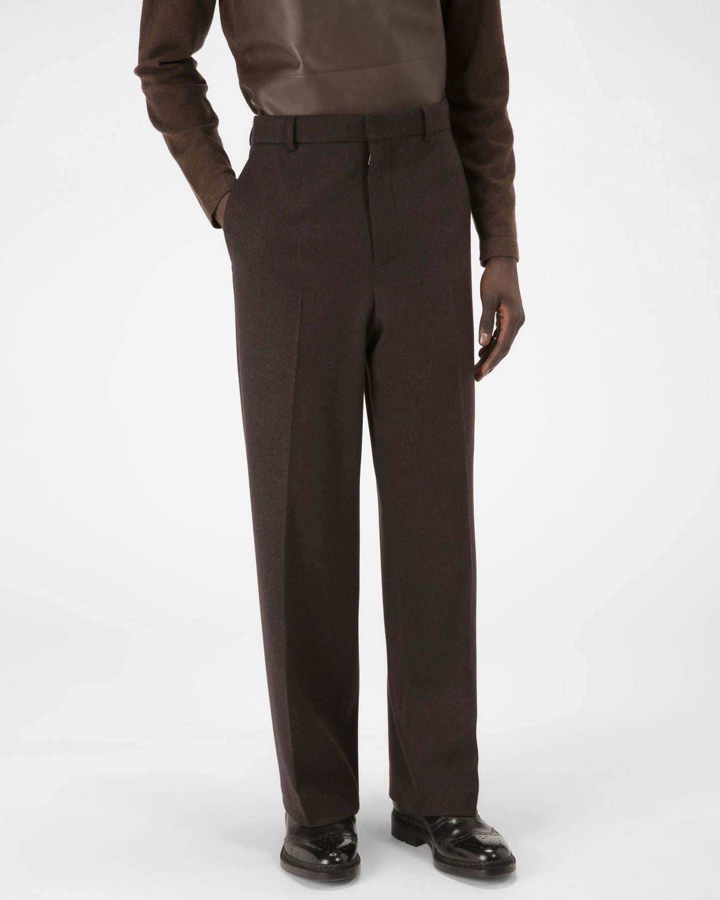 Wool Trousers In Ebony Brown