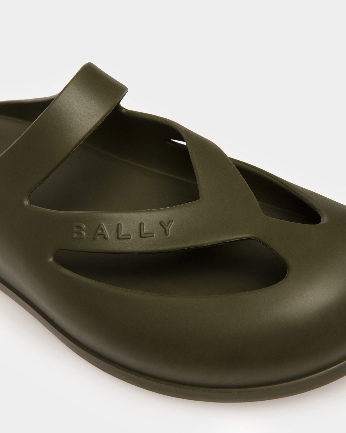 Oaks Slide Sandal In Rubber