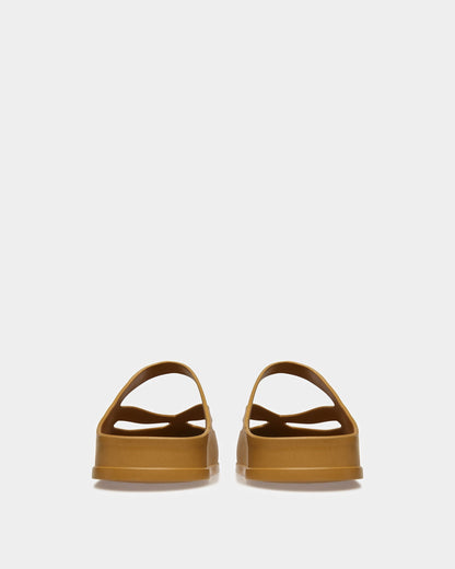 Oaks Slide Sandal In Rubber