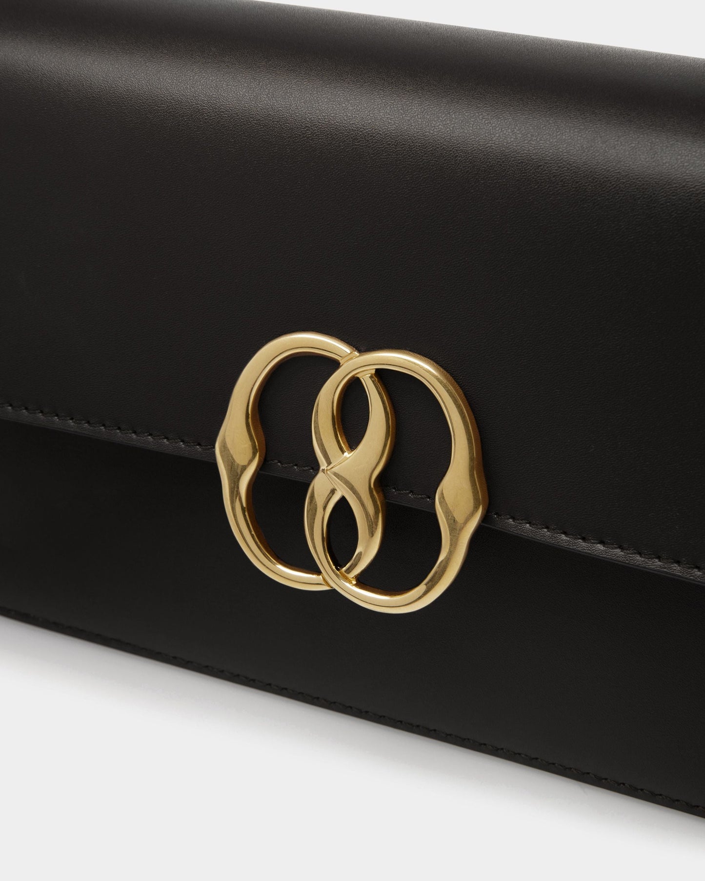 Emblem Folio | Women's Shoulder Bag | Black Leather | Bally | Still Life Detail