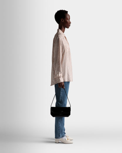 Emblem Shoulder Bag In Black Leather