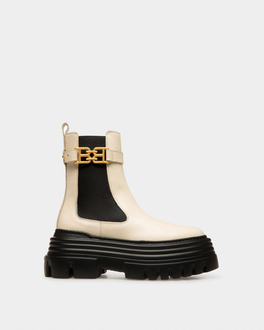 Greby Leather Booties In Bone