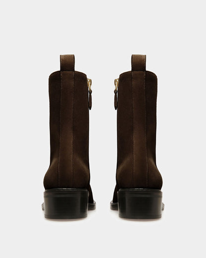 Austine Leather Boots In Ebony Brown