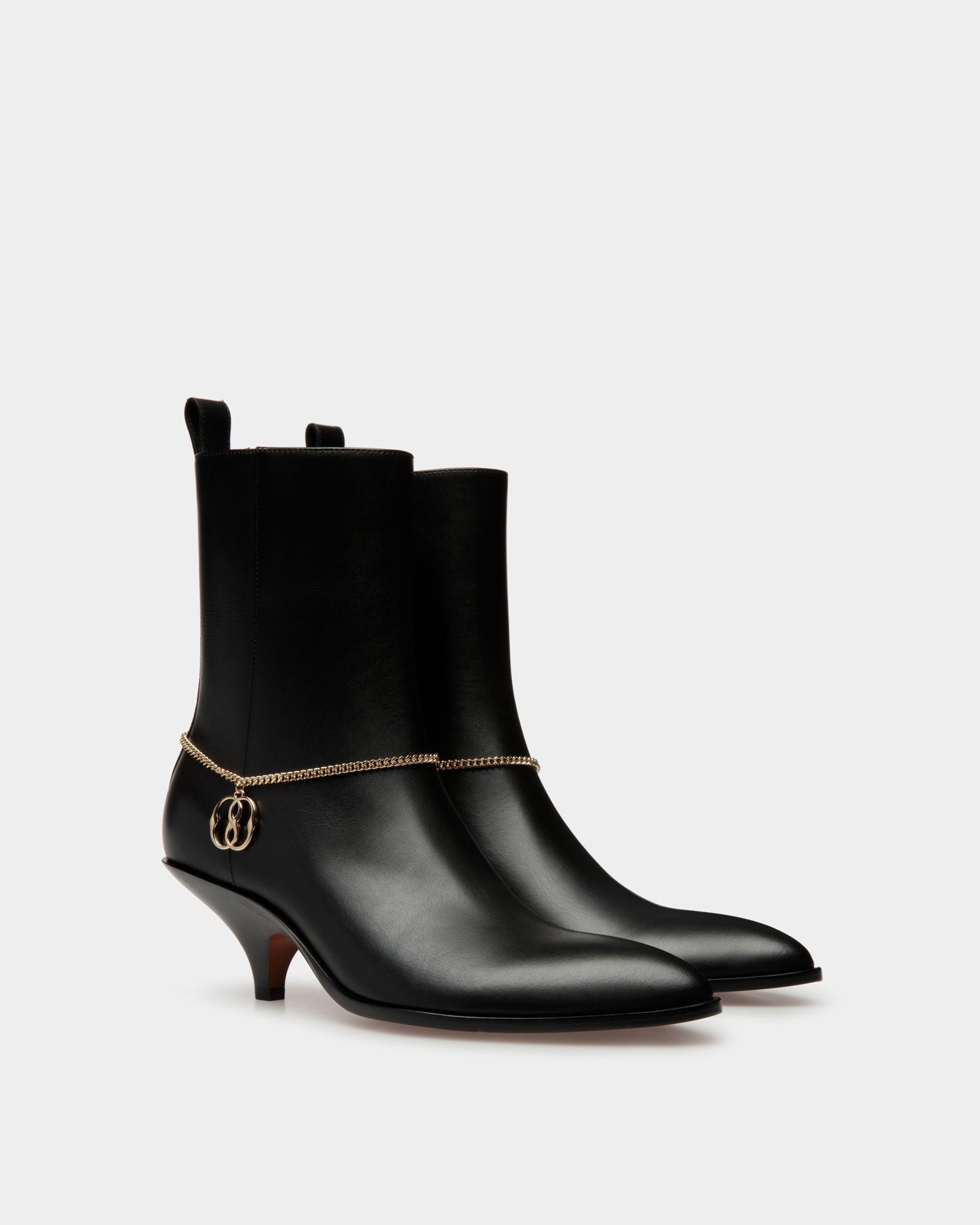 Laredo Booties In Black Leather