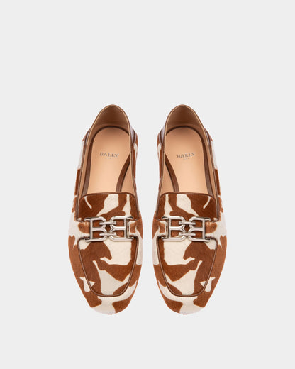 Ellah Flat Leather Loafers In White & Brown