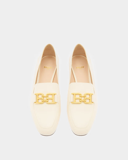 Ellah Flat Leather Loafers In Bone