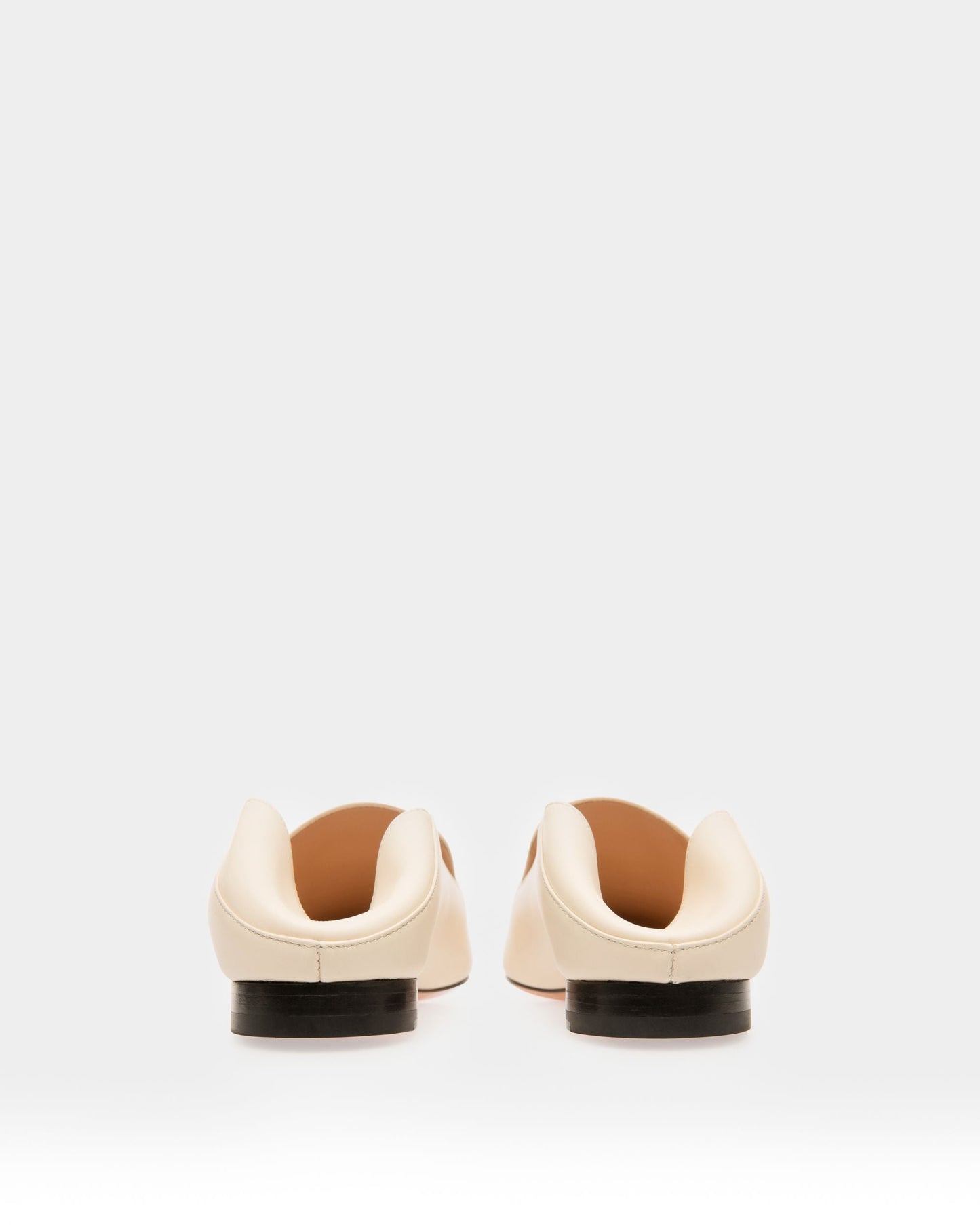 Ellah Flat Leather Loafers In Bone