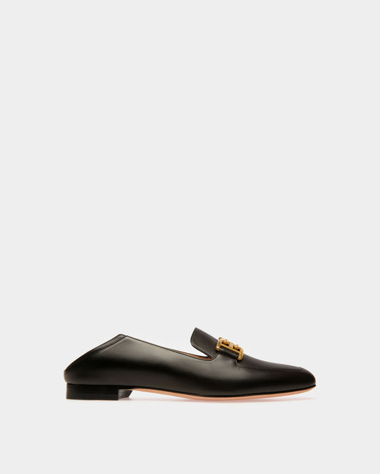 Ellah Flat Leather Loafers In Black