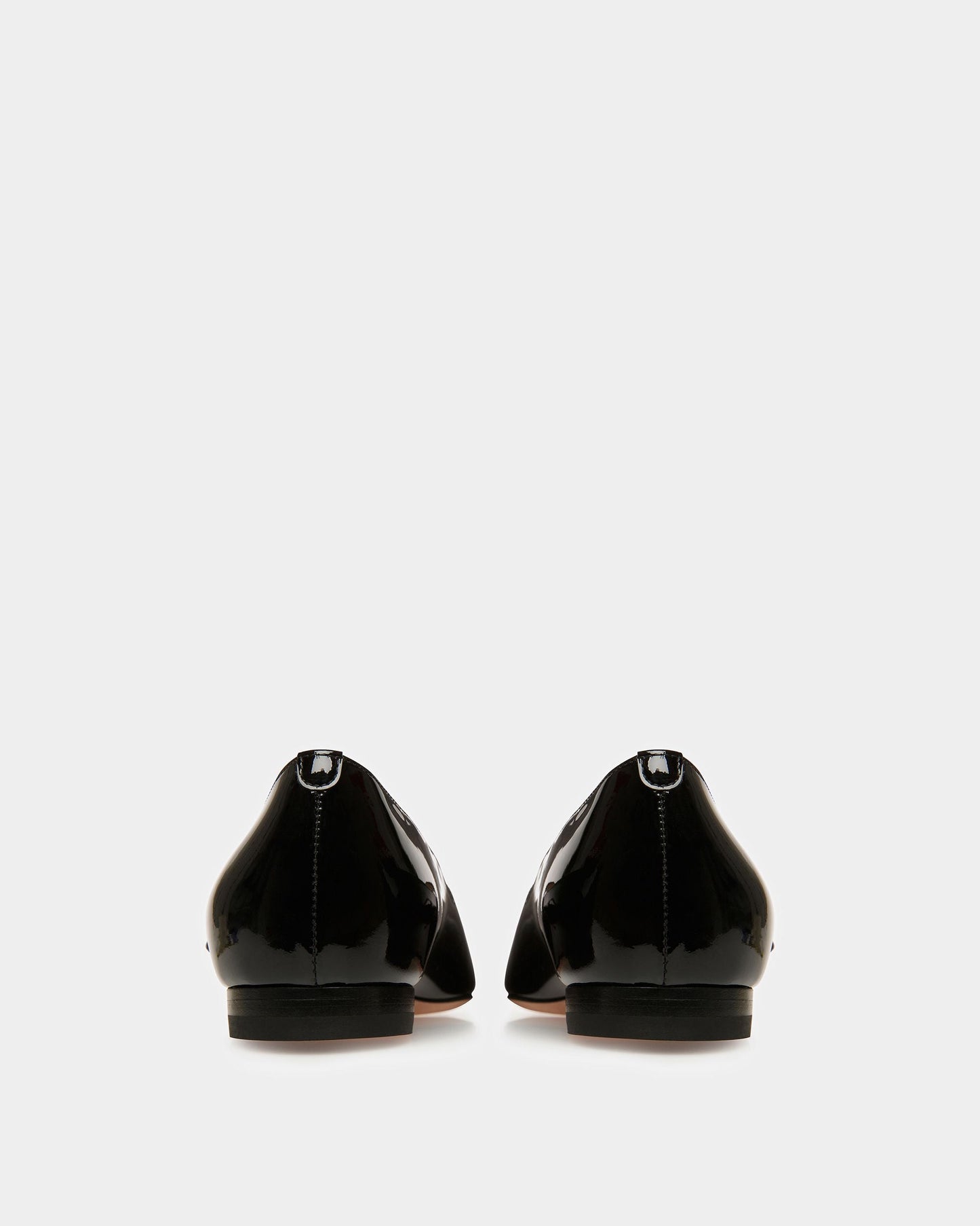 Ellah Flat Leather Loafers In Black