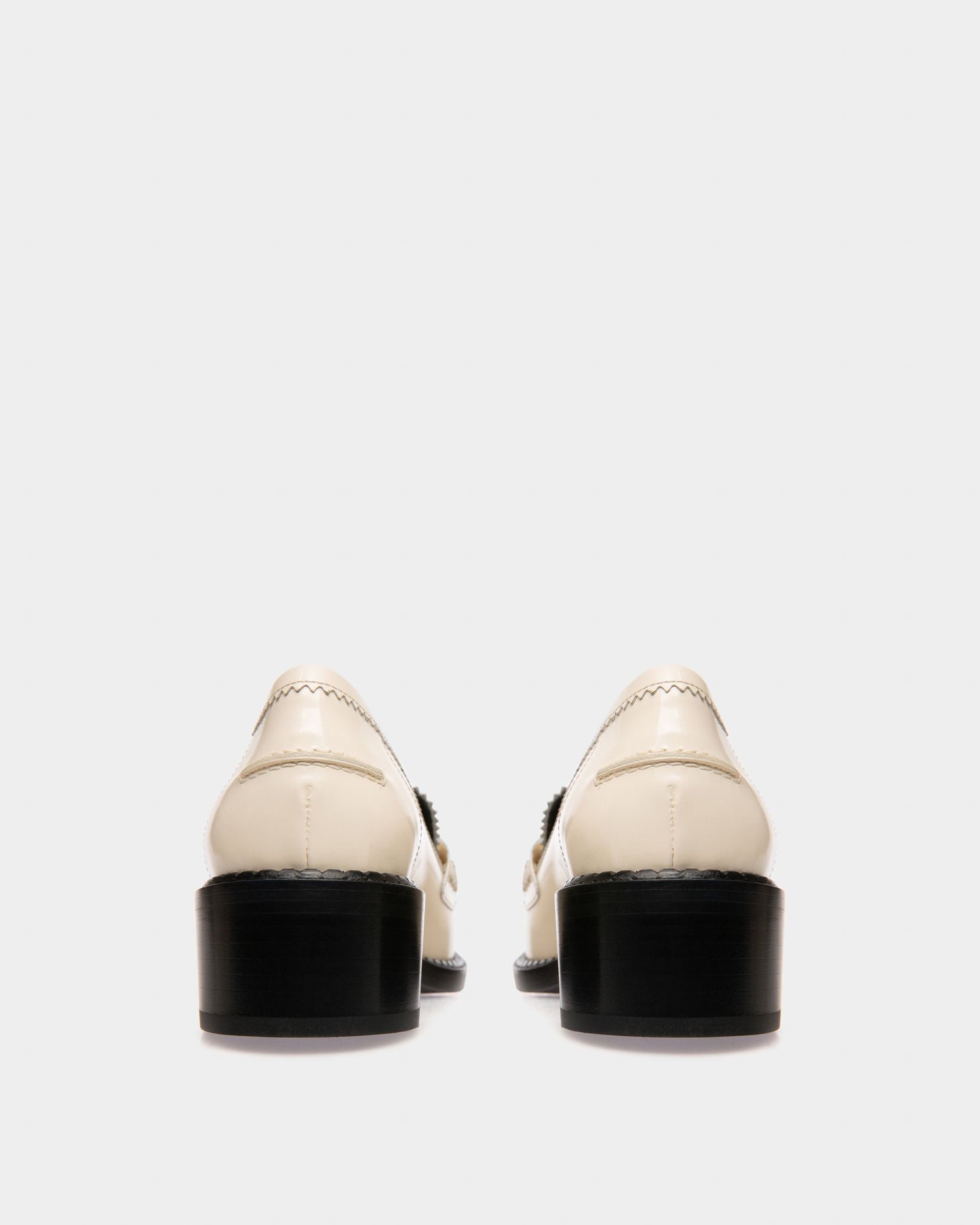 Ellyane Leather Mocassins In Bone