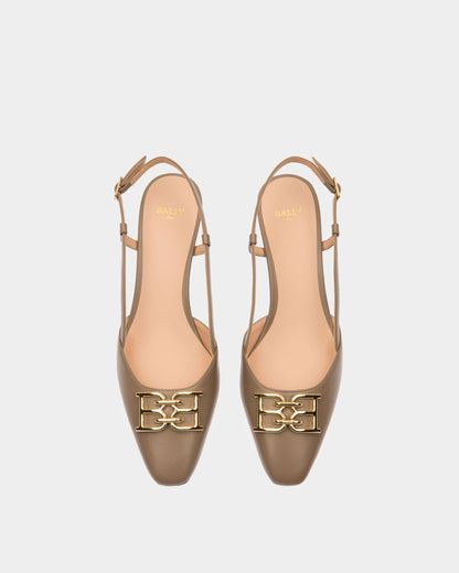 Eva Leather Pumps In Canapa